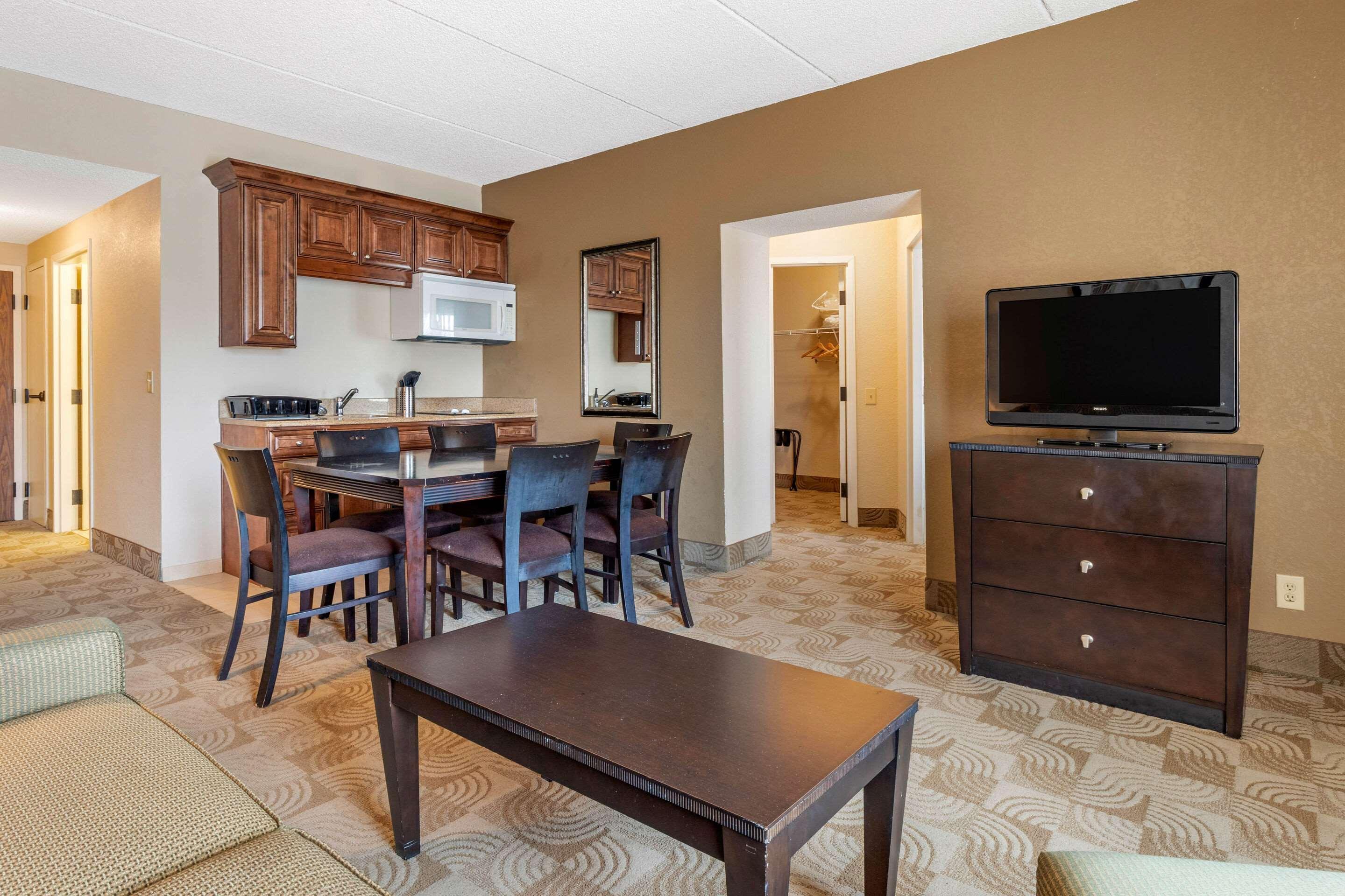 Comfort Inn Warner Robins - Robins Air Force Base Area Exterior photo
